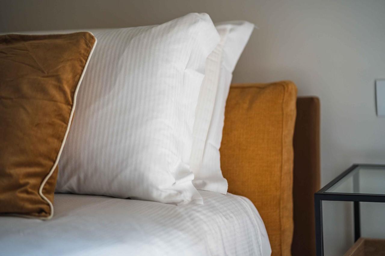 Gaby Lake Suites Como Eksteriør billede