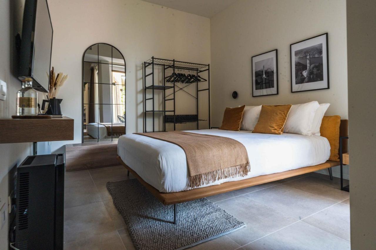 Gaby Lake Suites Como Eksteriør billede