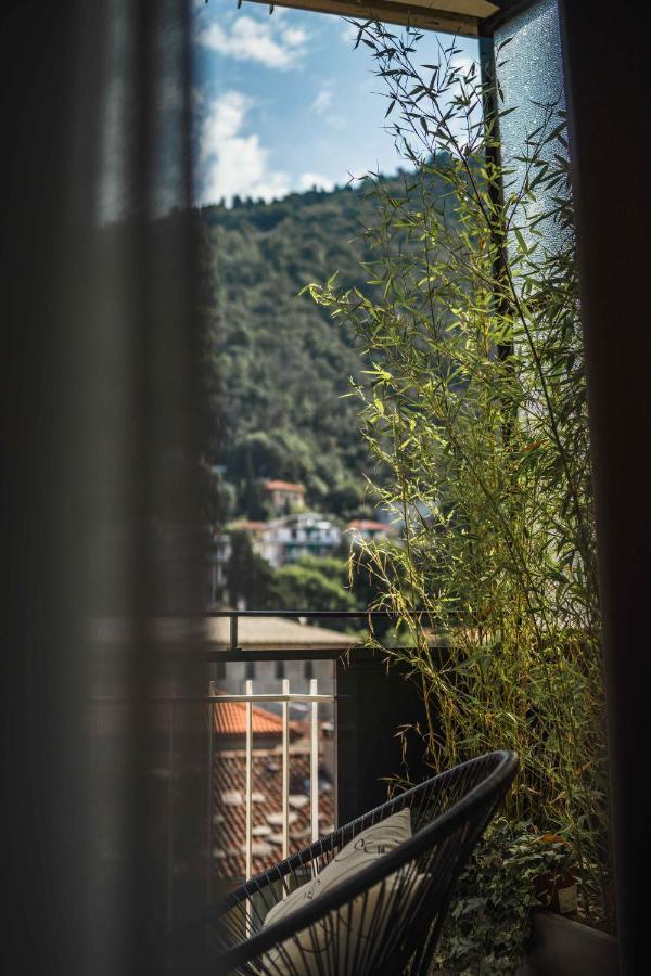 Gaby Lake Suites Como Eksteriør billede